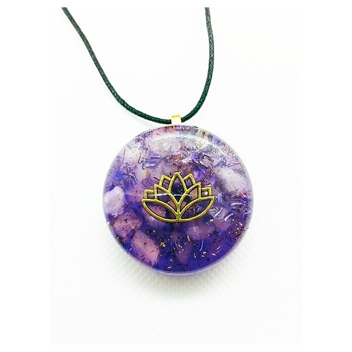Colgante Orgonita Color Morado con Símbolos